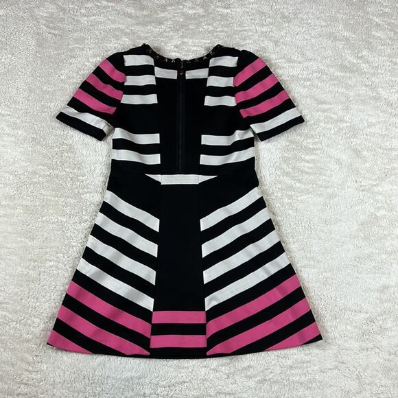 Kistini geometric sripe fit and flare silver stud collar dress, size medium - Picture 4 of 13